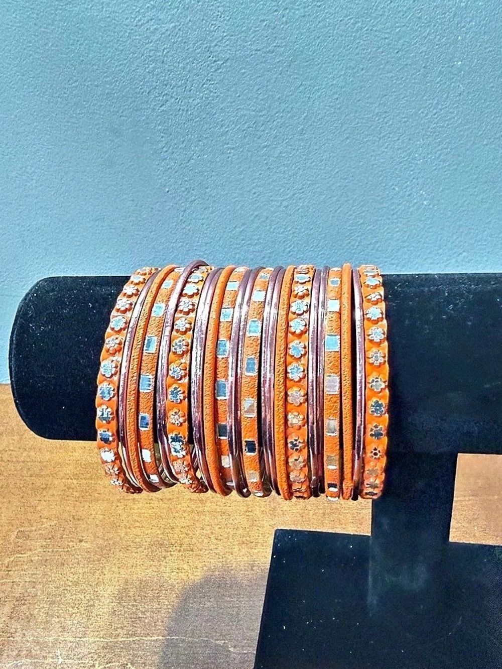 Orange & Gold Bangle Bracelet Set Like New
